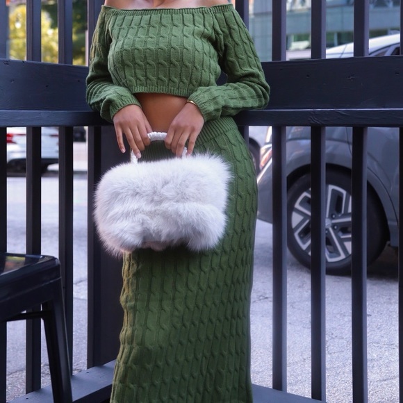 Crochet Set Skirt & Top - Picture 3 of 3